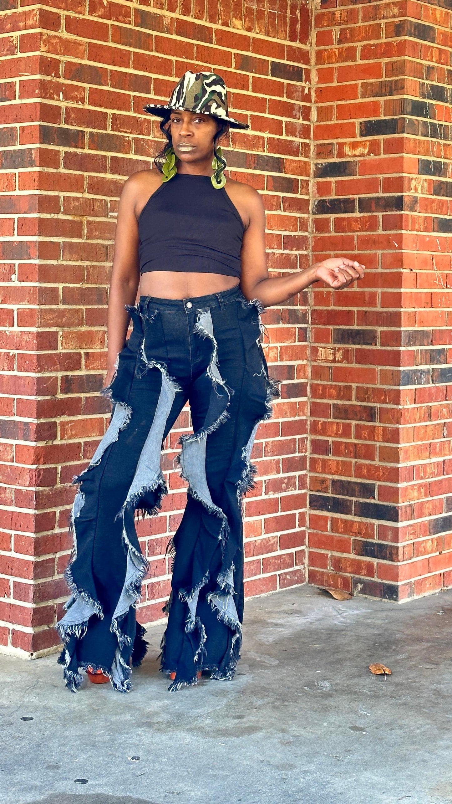 "I'm that Girl" Ruffled  Jeans - Black